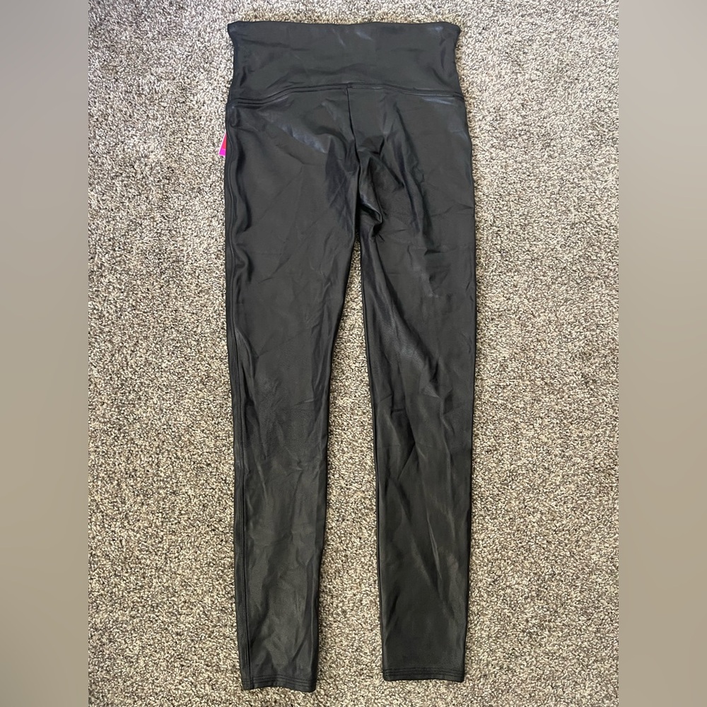 NWT Women’s Spanx Shape Faux Leather Leggings Black Size L - Picture 9 of 9